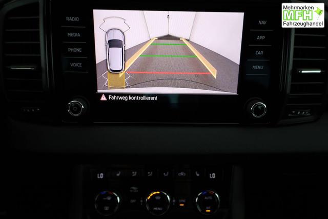 Skoda Karoq Sportline 4x4 2.0 TSI DSG Sportline, Pano, AHK, Navi, Matrix, Side, Winter, 5 J.-Garantie 