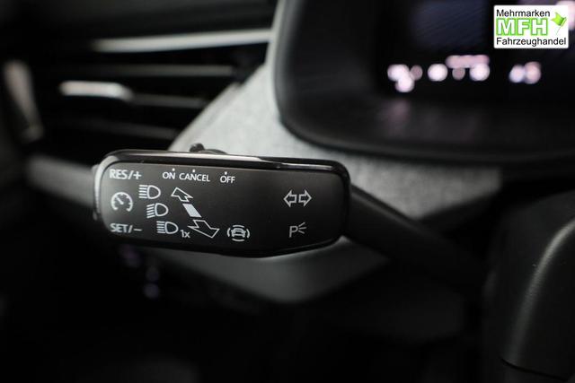 Skoda Kamiq Selection 1.5 TSI DSG Selection, AHK, LED, Kamera, Ladeboden, Winter 