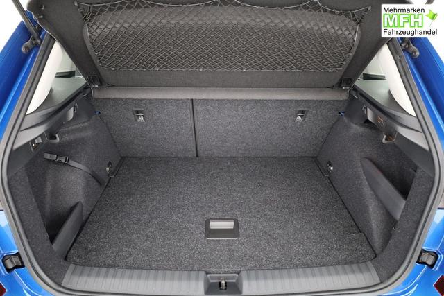 Skoda Kamiq Selection 1.5 TSI DSG Selection, AHK, LED, Kamera, Ladeboden, Winter 