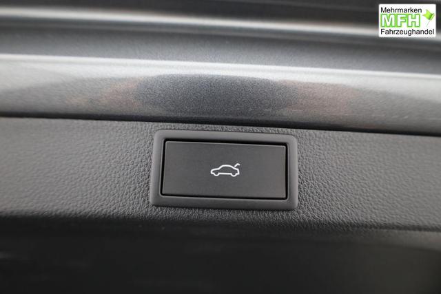 Skoda Octavia Combi 2.0 TSI 195 kW RS DSG, Pano, Standheizung, AHK, Navi, Matrix, Canton, Side, Winter, 5 J.-Garantie 
