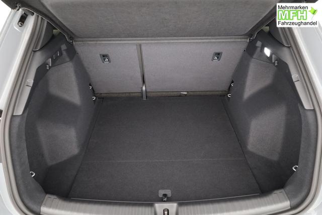 Audi Q4 e-tron 45 basis quattro S-LINE quattro, Navi, Matrix, Side, Kamera, el. Klappe, Winter. 20-Zoll 