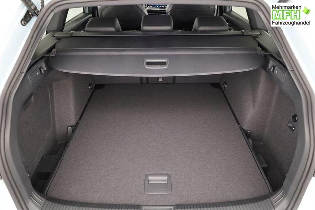 Volkswagen Golf Variant 2.0 TSI 150 kW 4Motion R-Line VIII DSG 4M R-LINE, AHK, easyOpen, LED-Plus, 18-Zoll, 3 J.-Garantie 
