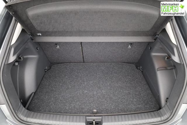 Skoda Fabia Selection 1.0 TSI DSG Selection, LED, Kamera, Side, ACC, Winter, Ladeboden, sofort 