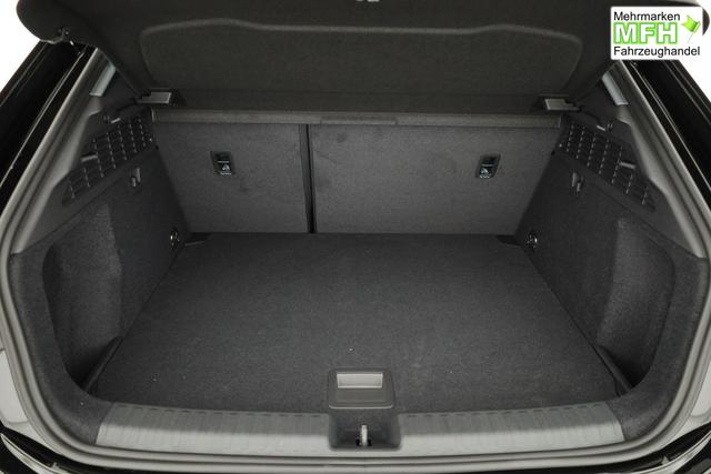 Audi A3 Sportback TFSI 110 kW S line 35 S-tronic S-LINE, AHK, Matrix, Navi, el. Klappe, Kamera, Winter, 3 J.-Garantie 