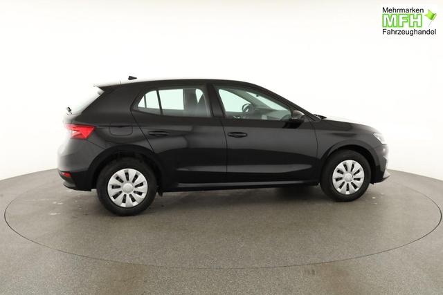 Skoda Fabia Selection 1.0 TSI Selection, AHK, Tempomat, Ladeboden, Park, Winterpaket, SmartLink, 4-J Garantie 