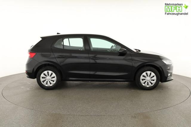 Skoda Fabia Selection 1.0 TSI Selection, AHK, Tempomat, Ladeboden, Park, Winterpaket, SmartLink, 4-J Garantie 