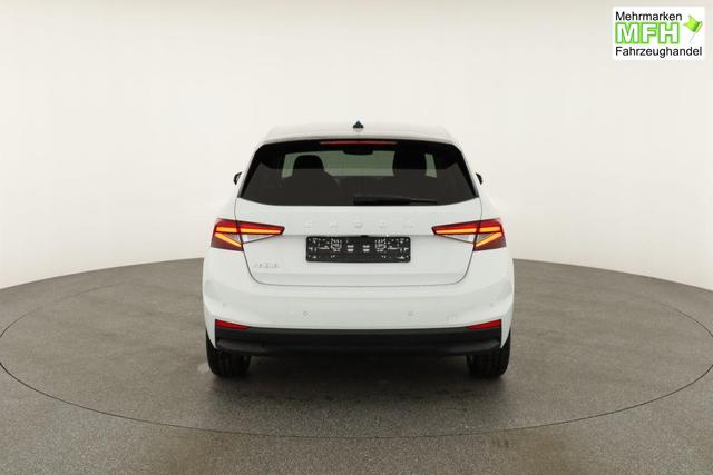 Skoda Fabia Selection 1.0 TSI DSG Selection, LED, Kamera, Side, ACC, Winter, Ladeboden, sofort 