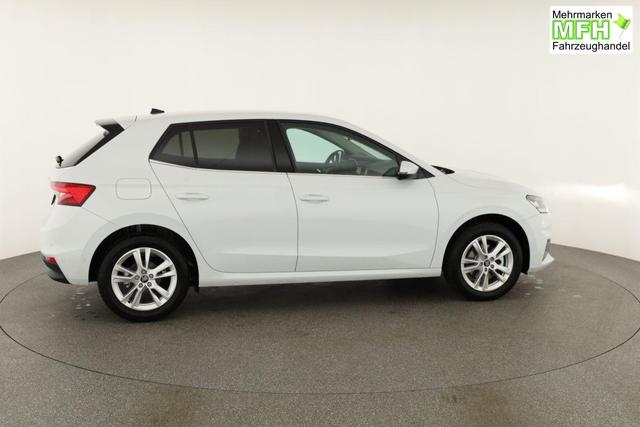 Skoda Fabia Selection 1.0 TSI DSG Selection, LED, Kamera, Side, ACC, Winter, Ladeboden, sofort 