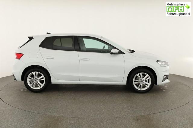 Skoda Fabia Selection 1.0 TSI DSG Selection, LED, Kamera, Side, ACC, Winter, Ladeboden, sofort 