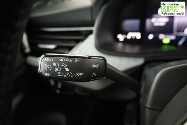 Skoda Kamiq Selection 1.5 TSI DSG Selection, LED, Kamera, Ladeboden, Winter, 16-Zoll 