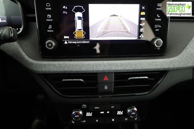 Skoda Kamiq Selection 1.5 TSI DSG Selection, LED, Kamera, Ladeboden, Winter, 16-Zoll 