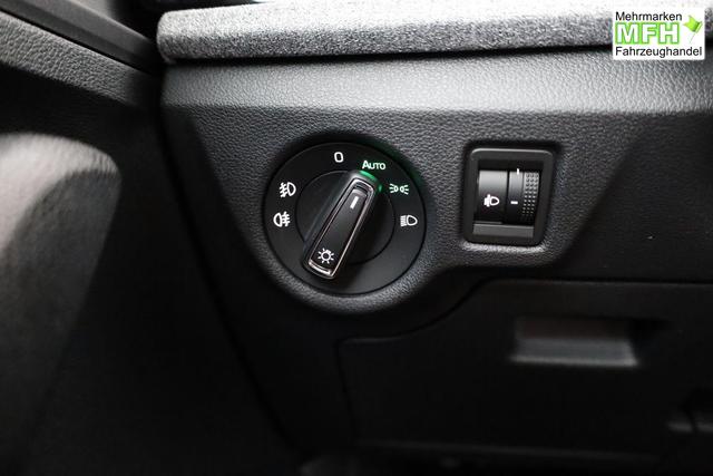 Skoda Kamiq Selection 1.5 TSI DSG Selection, AHK, LED, Kamera, Ladeboden, Winter, 16-Zoll 