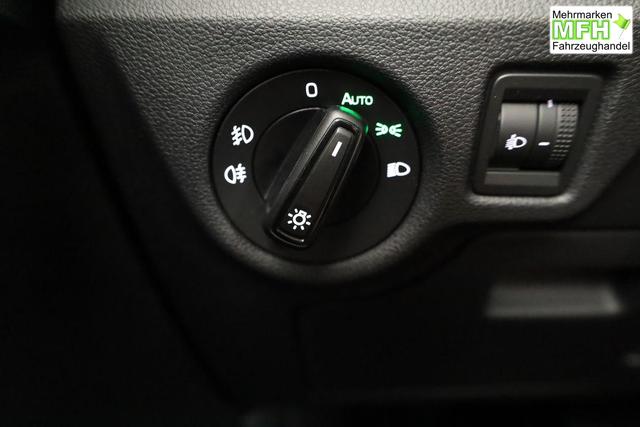 Skoda Kamiq Selection 1.5 TSI DSG Selection, AHK, LED, Kamera, Ladeboden, Winter, 16-Zoll 