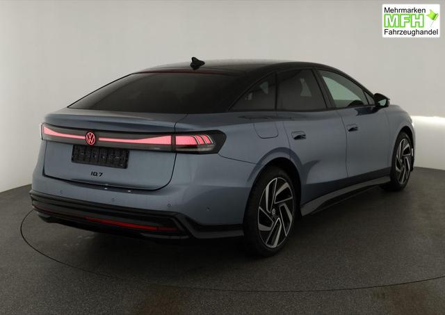 Volkswagen ID.7 Pro 210 kW Black, HuD, IQ.Light, IQ.Drive, AreaView, Side, 20-Zoll 