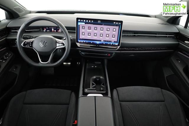 Volkswagen ID.7 Pro 210 kW Black, HuD, IQ.Light, IQ.Drive, AreaView, Side, 20-Zoll 