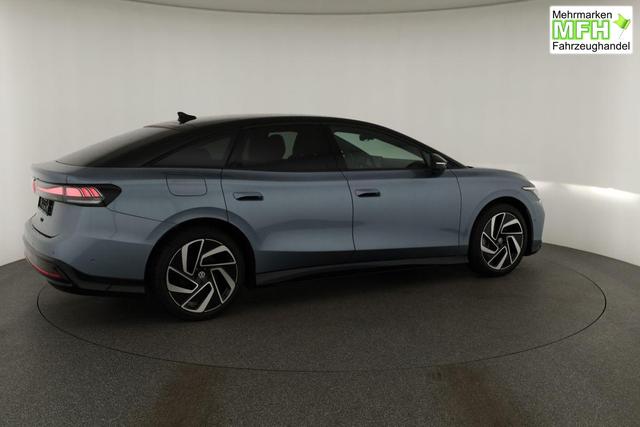 Volkswagen ID.7 Pro 210 kW Black, HuD, IQ.Light, IQ.Drive, AreaView, Side, 20-Zoll 