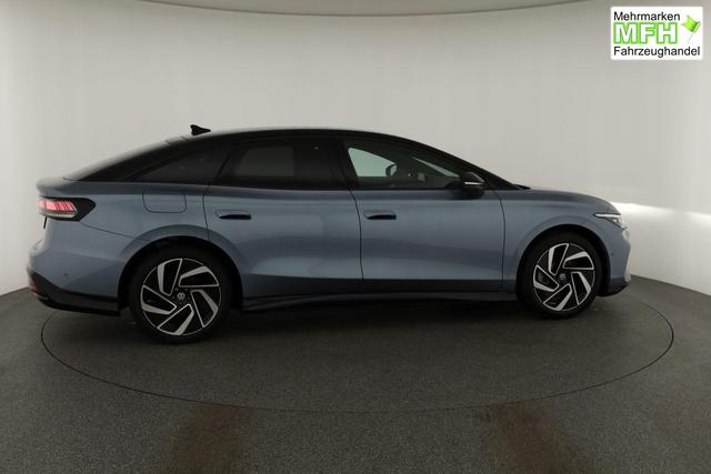 Volkswagen ID.7 Pro 210 kW Black, HuD, IQ.Light, IQ.Drive, AreaView, Side, 20-Zoll 
