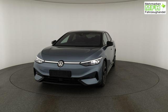 Volkswagen ID.7 Pro 210 kW Black, HuD, IQ.Light, IQ.Drive, AreaView, Side, 20-Zoll 