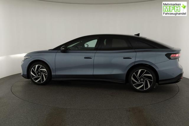 Volkswagen ID.7 Pro 210 kW Black, HuD, IQ.Light, IQ.Drive, AreaView, Side, 20-Zoll 