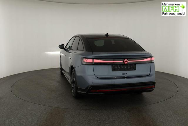 Volkswagen ID.7 Pro 210 kW Black, HuD, IQ.Light, IQ.Drive, AreaView, Side, 20-Zoll 