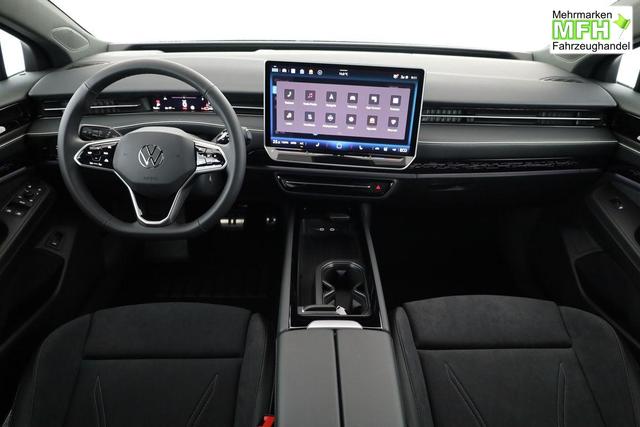 Volkswagen ID.7 Pro 210 kW Black, HuD, IQ.Light, IQ.Drive, AreaView, Side, 20-Zoll 