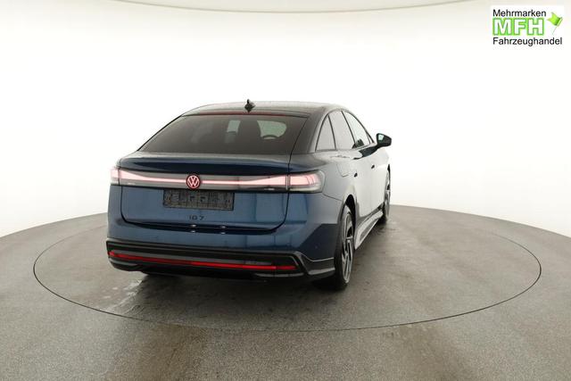Volkswagen ID.7 Pro 210 kW Black, HuD, IQ.Light, IQ.Drive, AreaView, Side, 20-Zoll 