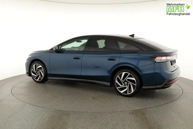 Volkswagen ID.7 Pro 210 kW Black, HuD, IQ.Light, IQ.Drive, AreaView, Side, 20-Zoll 