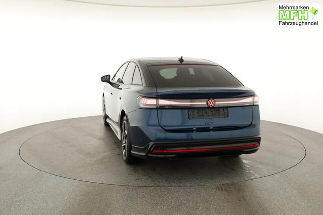 Volkswagen ID.7 Pro 210 kW Black, HuD, IQ.Light, IQ.Drive, AreaView, Side, 20-Zoll 