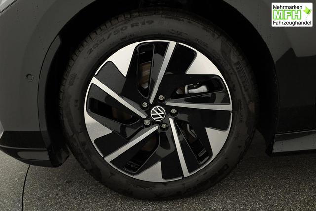 Volkswagen ID.7 Pro 210 kW Black, AHK, HuD, IQ.Light, IQ.Drive, AreaView, Side, 19-Zoll 