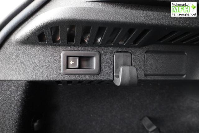 Skoda Kamiq Selection 1.5 TSI DSG Selection, AHK, LED, Kamera, Ladeboden, Winter, 16-Zoll 