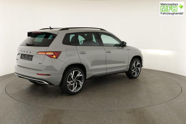 Skoda Karoq Sportline 4x4 2.0 TSI DSG Sportline, Pano, AHK, Navi, Matrix, Side, Winter, 5 J.-Garantie 