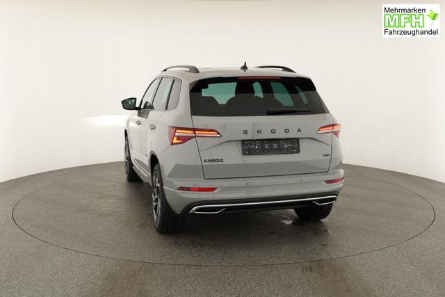 Skoda Karoq Sportline 4x4 2.0 TSI DSG Sportline, Pano, AHK, Navi, Matrix, Side, Winter, 5 J.-Garantie 