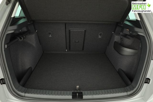 Skoda Karoq Selection 4x4 2.0 TDI DSG Selection, AHK, LED, Kamera, Winter, 4 J.-Garantie 