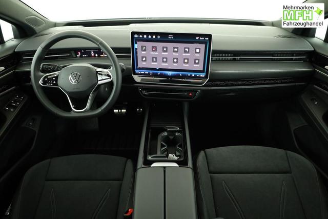 Volkswagen ID.7 Pro 210 kW Black, AHK, HuD, IQ.Light, IQ.Drive, AreaView, Side, 19-Zoll 