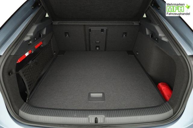 Volkswagen ID.7 Pro 210 kW Black, AHK, HuD, IQ.Light, IQ.Drive, AreaView, Side, 19-Zoll 