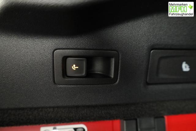 Volkswagen ID.7 Pro 210 kW Black, AHK, HuD, IQ.Light, IQ.Drive, AreaView, Side, 19-Zoll 