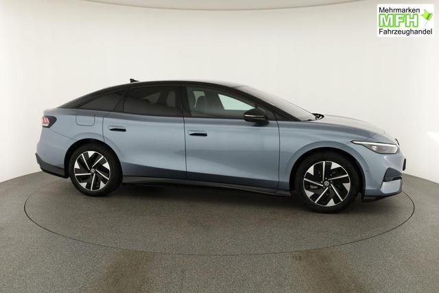 Volkswagen ID.7 Pro 210 kW Black, AHK, HuD, IQ.Light, IQ.Drive, AreaView, Side, 19-Zoll 