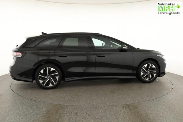 Volkswagen ID.7 Kombi Pro 210 kW Tourer Black, AHK, HuD, IQ.Light, IQ.Drive, AreaView, Side, Winter, 19-Zoll 