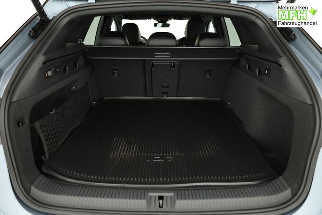 Volkswagen ID.7 Kombi Pro 210 kW Tourer Black, AHK, HuD, IQ.Light, IQ.Drive, AreaView, Side, Winter, 19-Zoll 