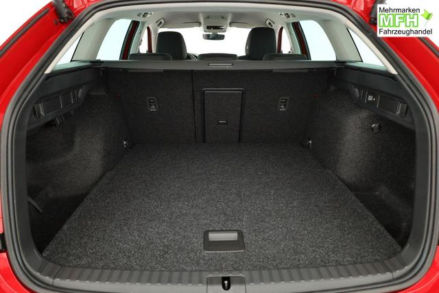 Skoda Octavia Combi 2.0 TDI 110 kW Selection DSG Selection, Navi, AHK, el. Klappe, 5-J Garantie 