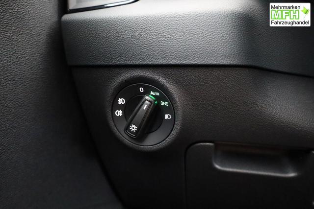 Skoda Karoq Selection 2.0 TDI DSG 4x4 Selection, AHK, Navi, LED, Kamera, Winter, el. Klappe, 4 J.-Garantie 