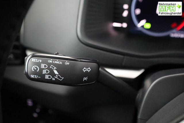 Skoda Karoq Selection 4x4 2.0 TDI DSG Selection, AHK, Navi, LED, Kamera, Winter, el. Klappe, 4 J.-Garantie 