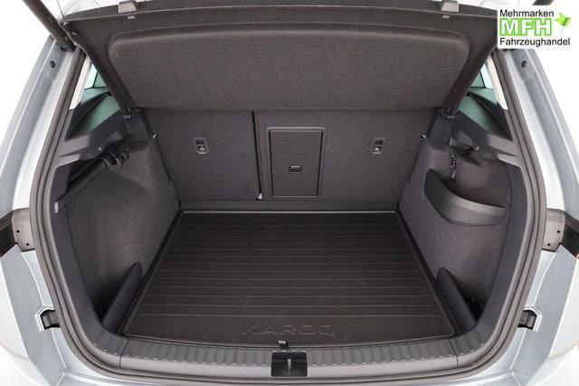 Skoda Karoq Selection 4x4 2.0 TDI DSG Selection, AHK, Navi, LED, Kamera, Winter, el. Klappe, 4 J.-Garantie 