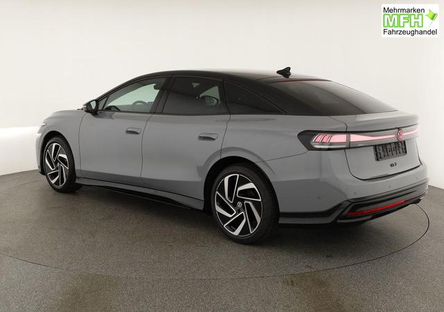 Volkswagen ID.7 Pro 210 kW Black, HuD, IQ.Light, IQ.Drive, AreaView, Side, 20-Zoll 