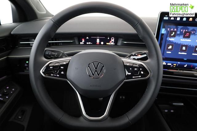 Volkswagen ID.7 Pro 210 kW Black, HuD, IQ.Light, IQ.Drive, AreaView, Side, 20-Zoll 