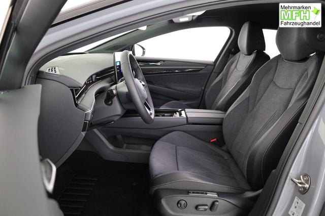Volkswagen ID.7 Pro 210 kW Black, HuD, IQ.Light, IQ.Drive, AreaView, Side, 20-Zoll 