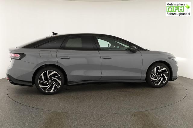 Volkswagen ID.7 Pro 210 kW Black, HuD, IQ.Light, IQ.Drive, AreaView, Side, 20-Zoll 