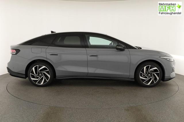 Volkswagen ID.7 Pro 210 kW Black, HuD, IQ.Light, IQ.Drive, AreaView, Side, 20-Zoll 