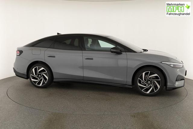 Volkswagen ID.7 Pro 210 kW Black, HuD, IQ.Light, IQ.Drive, AreaView, Side, 20-Zoll 