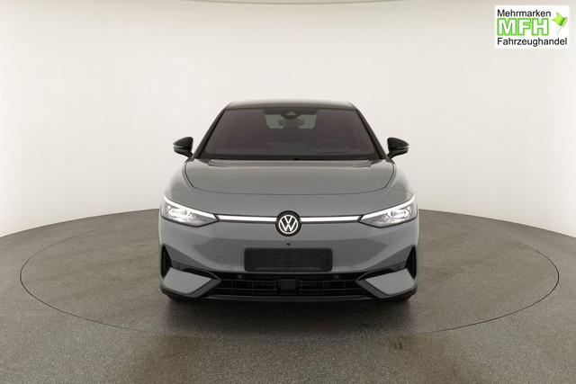 Volkswagen ID.7 Pro 210 kW Black, HuD, IQ.Light, IQ.Drive, AreaView, Side, 20-Zoll 